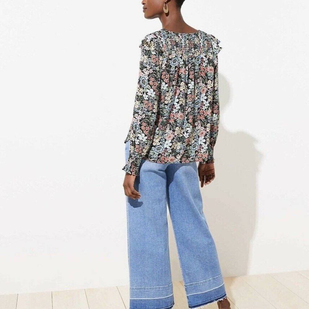 Ann Taylor LOFT Bouquet Floral Smocked Shoulder V-Neck Blouse - Picture 6 of 8